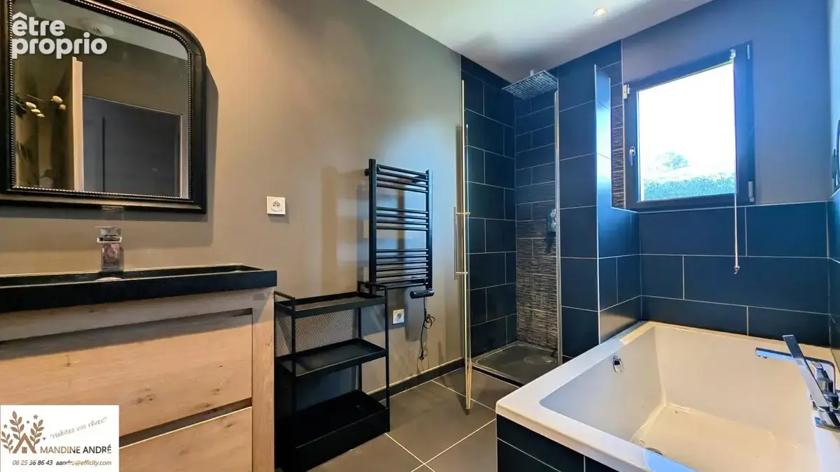 Maison 5 pièces 141 m² à vendre à Saint-Bernard (01600) - photo 7