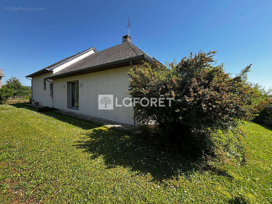 Maison à SAINTE-RADEGONDE