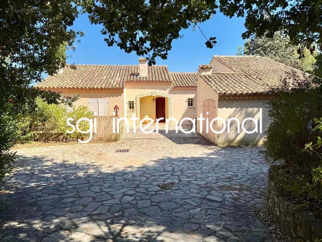 Maison à RAMATUELLE