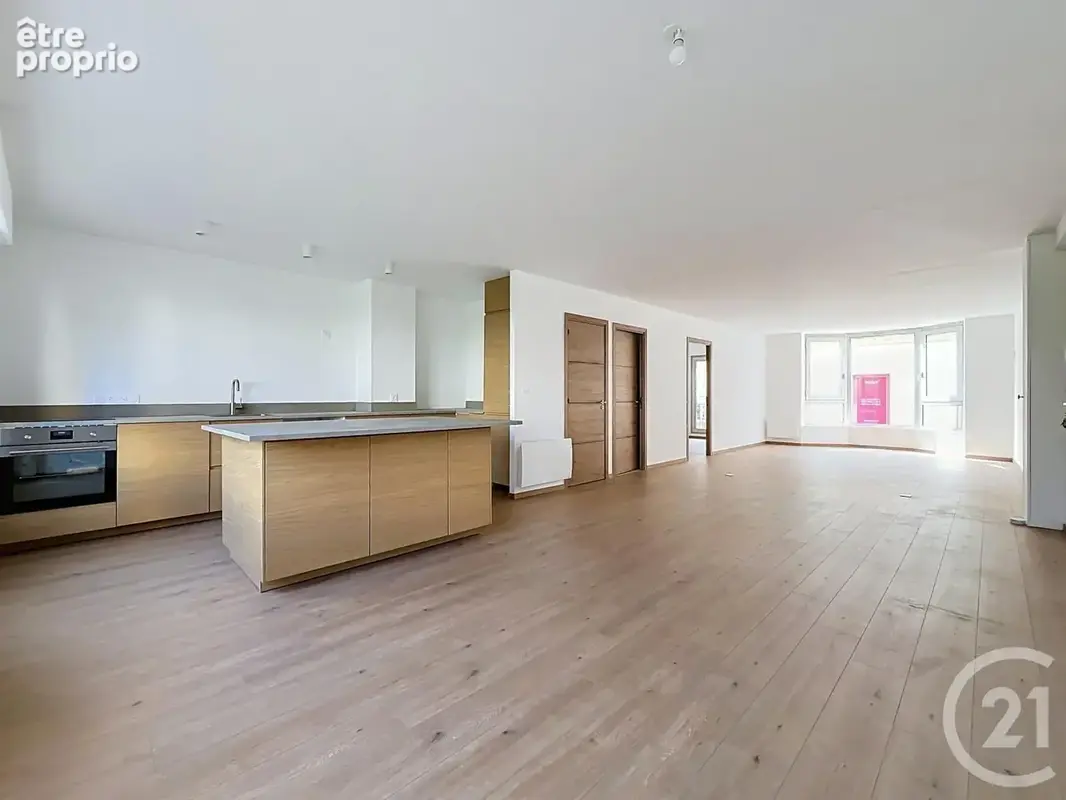 Appartement 5 pièces 110 m² à vendre à Chartres (28000) - photo 3