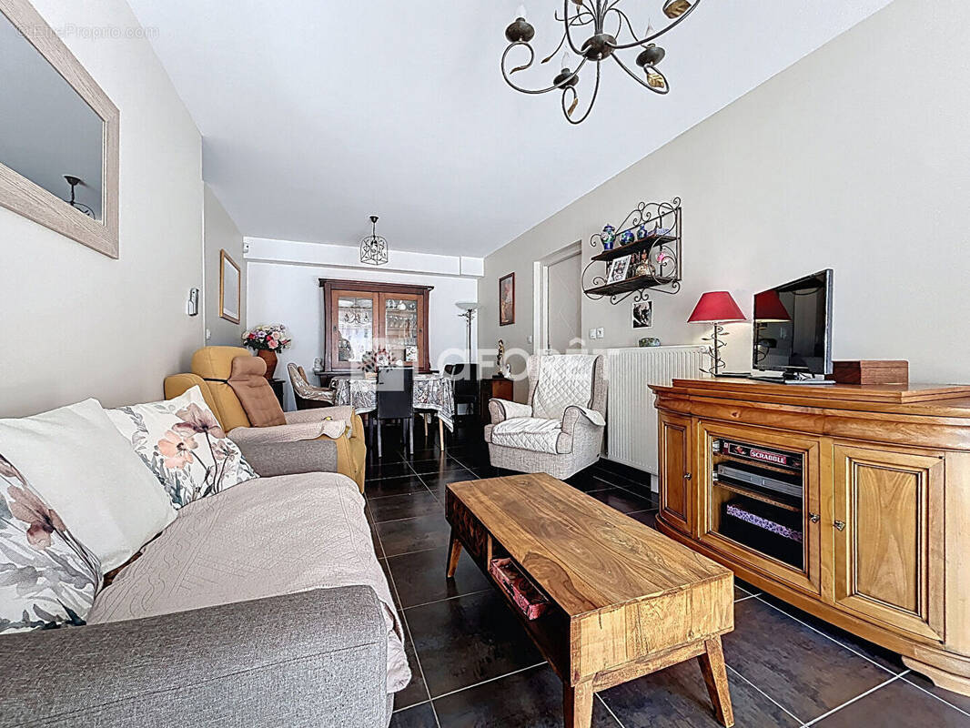 Appartement à CESSON