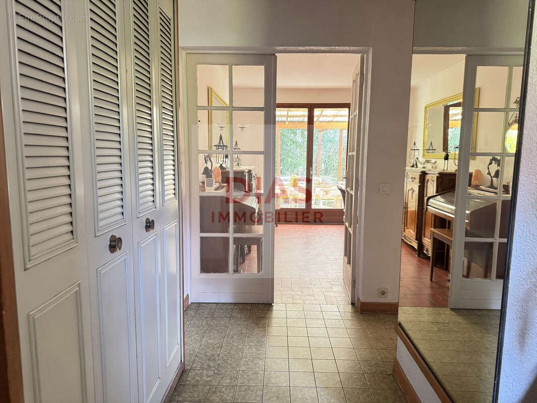 Maison à PONTAULT-COMBAULT