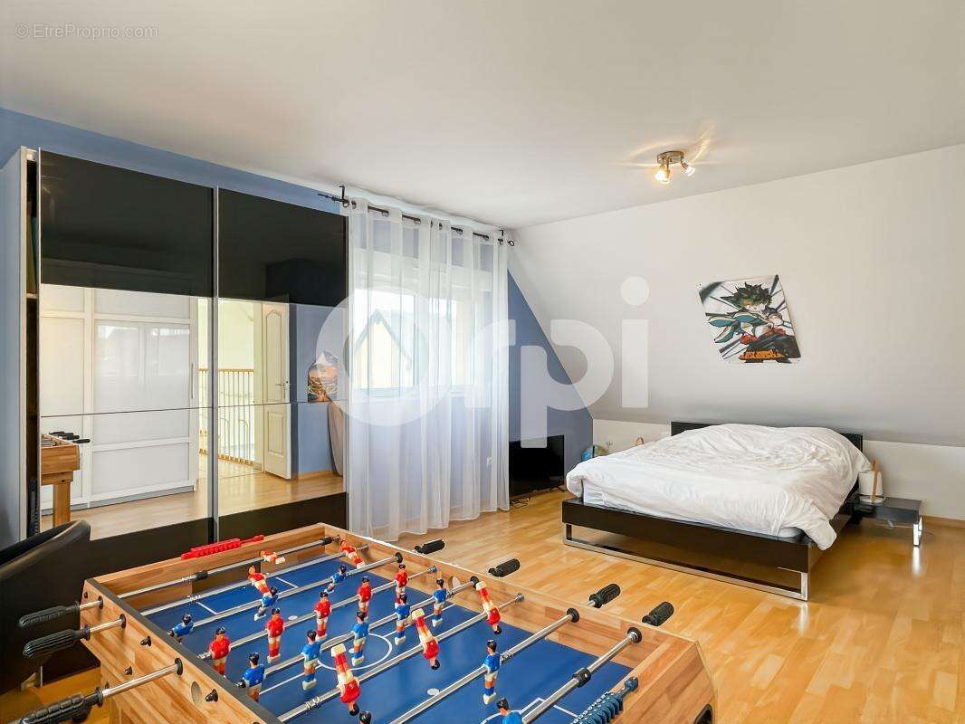 Maison à SAINT-SEBASTIEN-DE-MORSENT