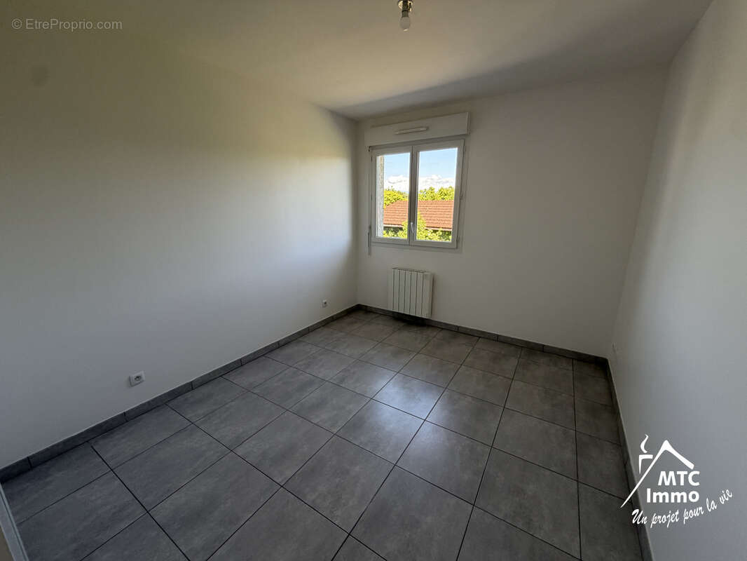 Appartement à SAINT-VULBAS