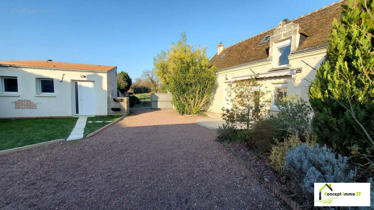 Maison à LA CROIX-EN-TOURAINE