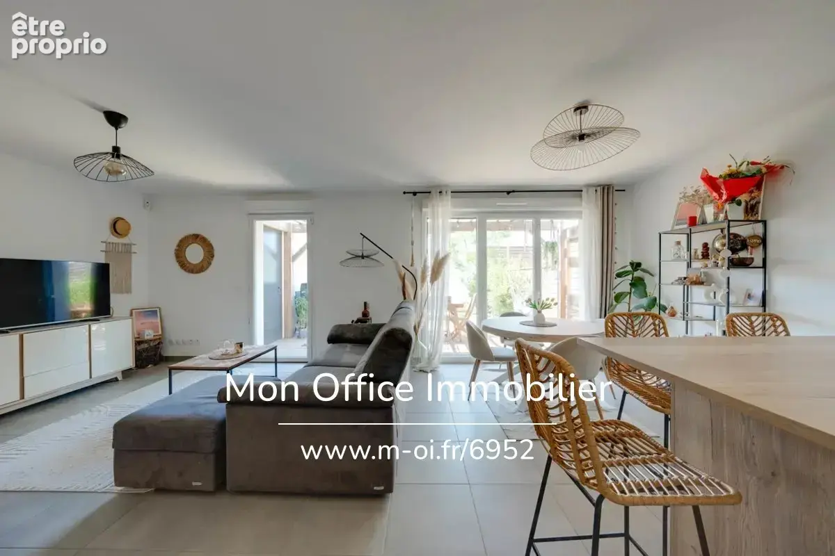 Référence : 7172-CDI - Maison familiale récente de 2023 avec 4 chambres et jardin en résidence sécurisée - photo 2