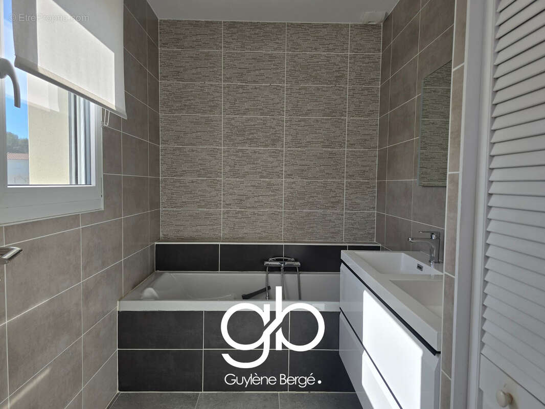 Maison à SAINT-DREZERY