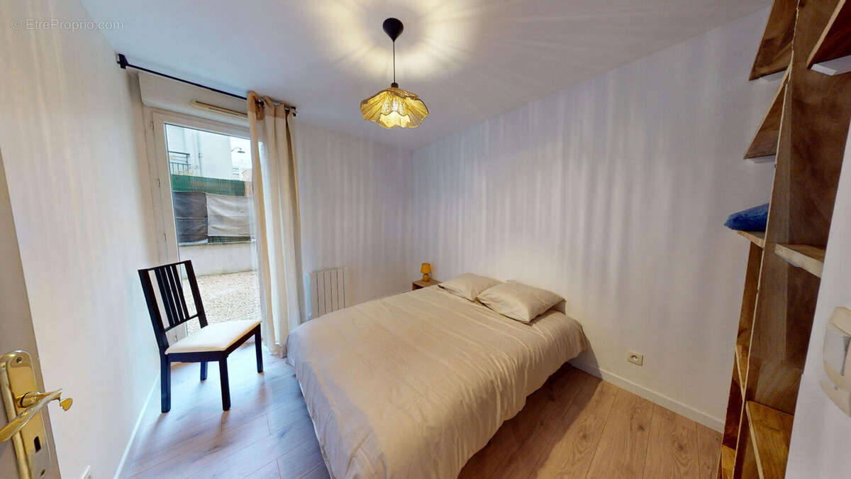 Appartement à PARIS-19E
