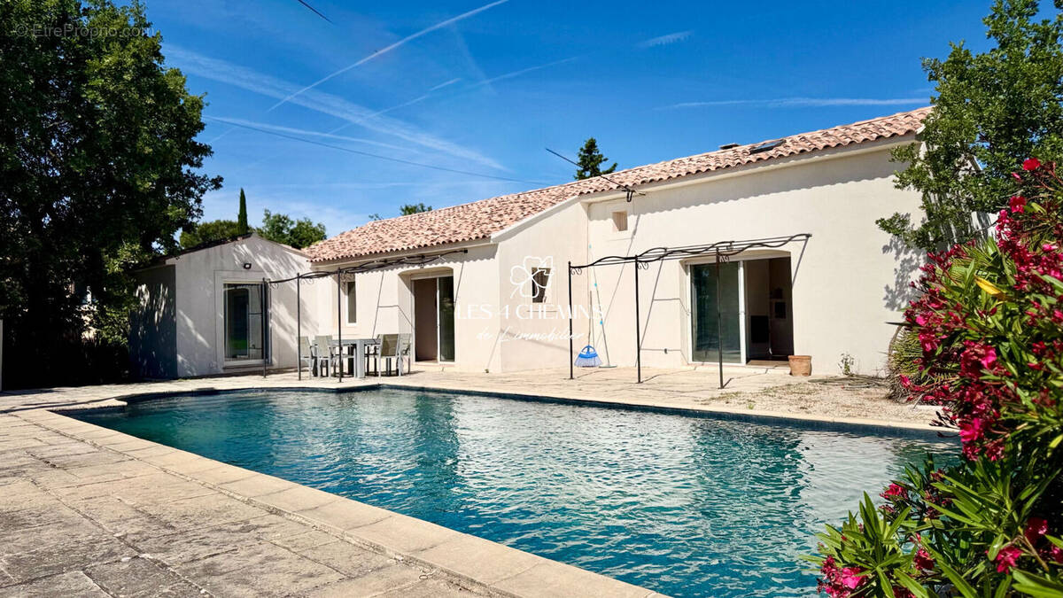 Maison à GREASQUE