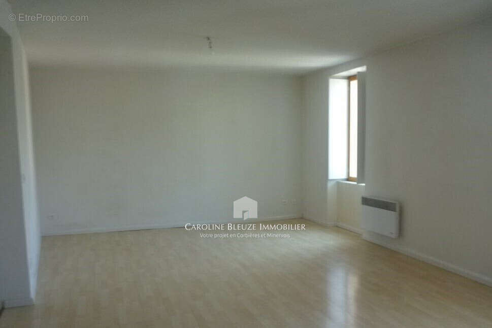 Commerce à LEZIGNAN-CORBIERES