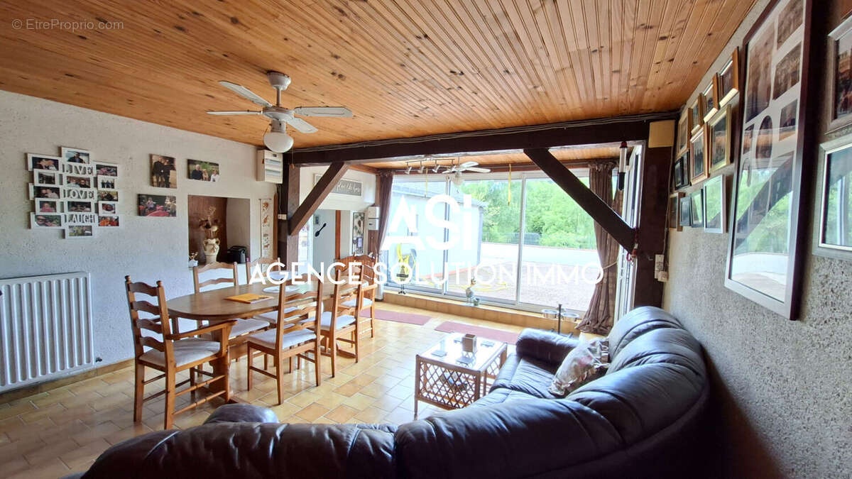 Maison à TORCE-VIVIERS-EN-CHARNIE