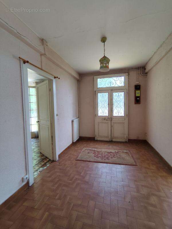 Maison à SAINT-JULIEN-EN-BORN
