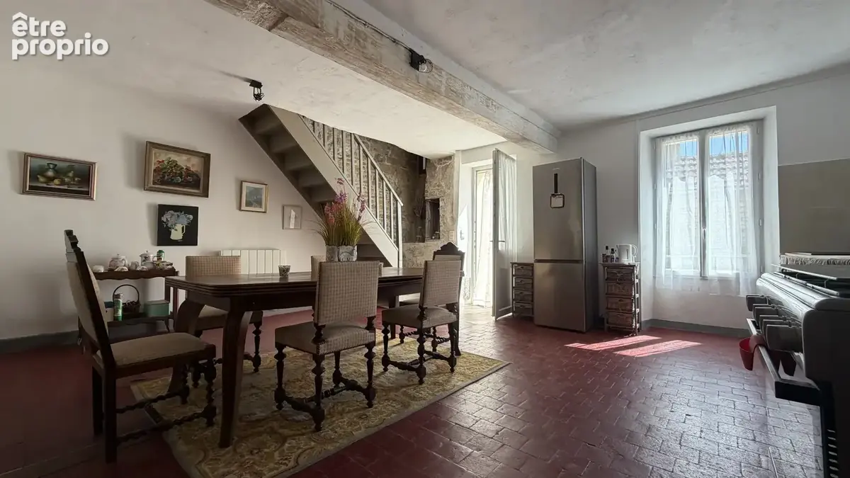 Maison avec activité de gîte   Dépendances et terrain clos - photo 4