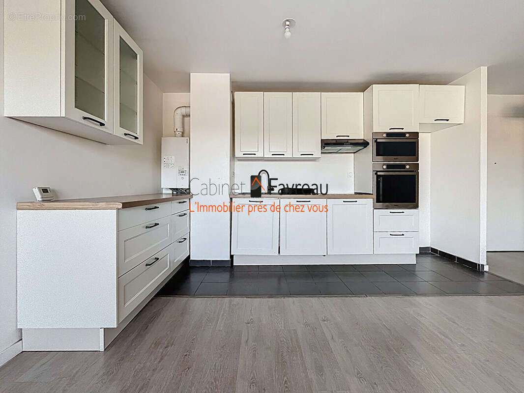 Appartement à THIAIS