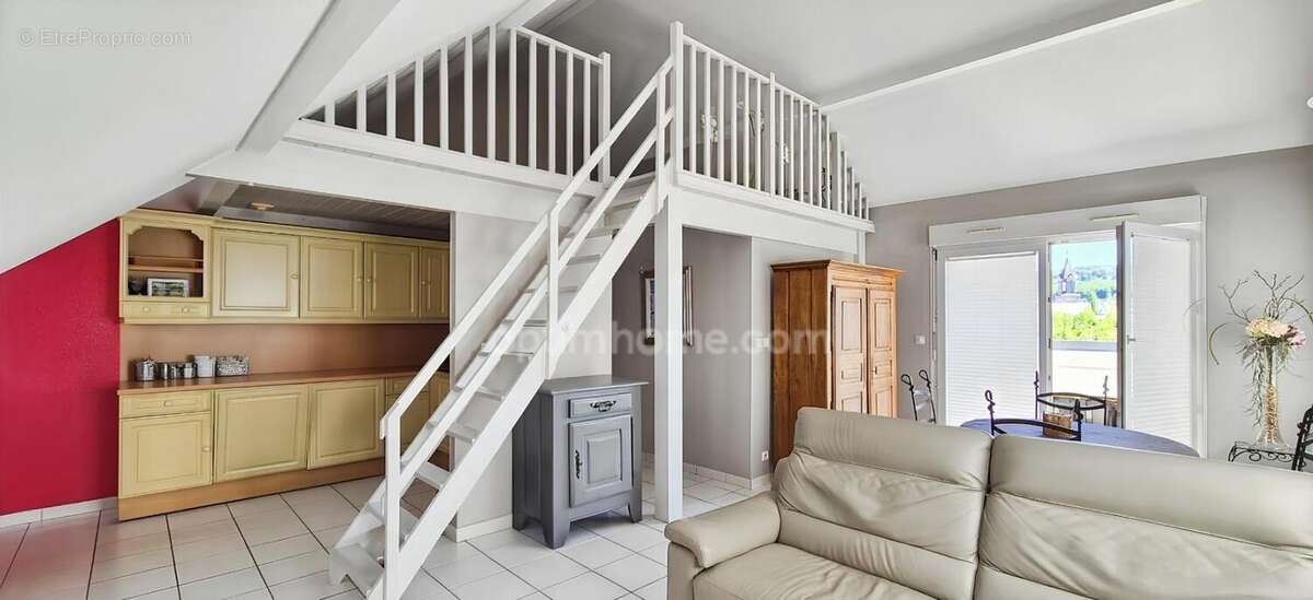 25230 seloncourt – appartement t3 – 2 chambres – terrasse - garage - dpe c - lumineux - photo 4