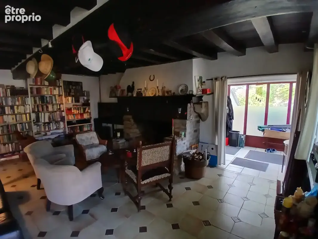 Vue panoramique depuis cette maison de caractère dans le bourg de Champallement, Bourgogne. - photo 18