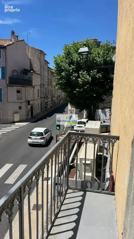 Cuges-les-pins centre   103 m2   commerce + logement - photo 12