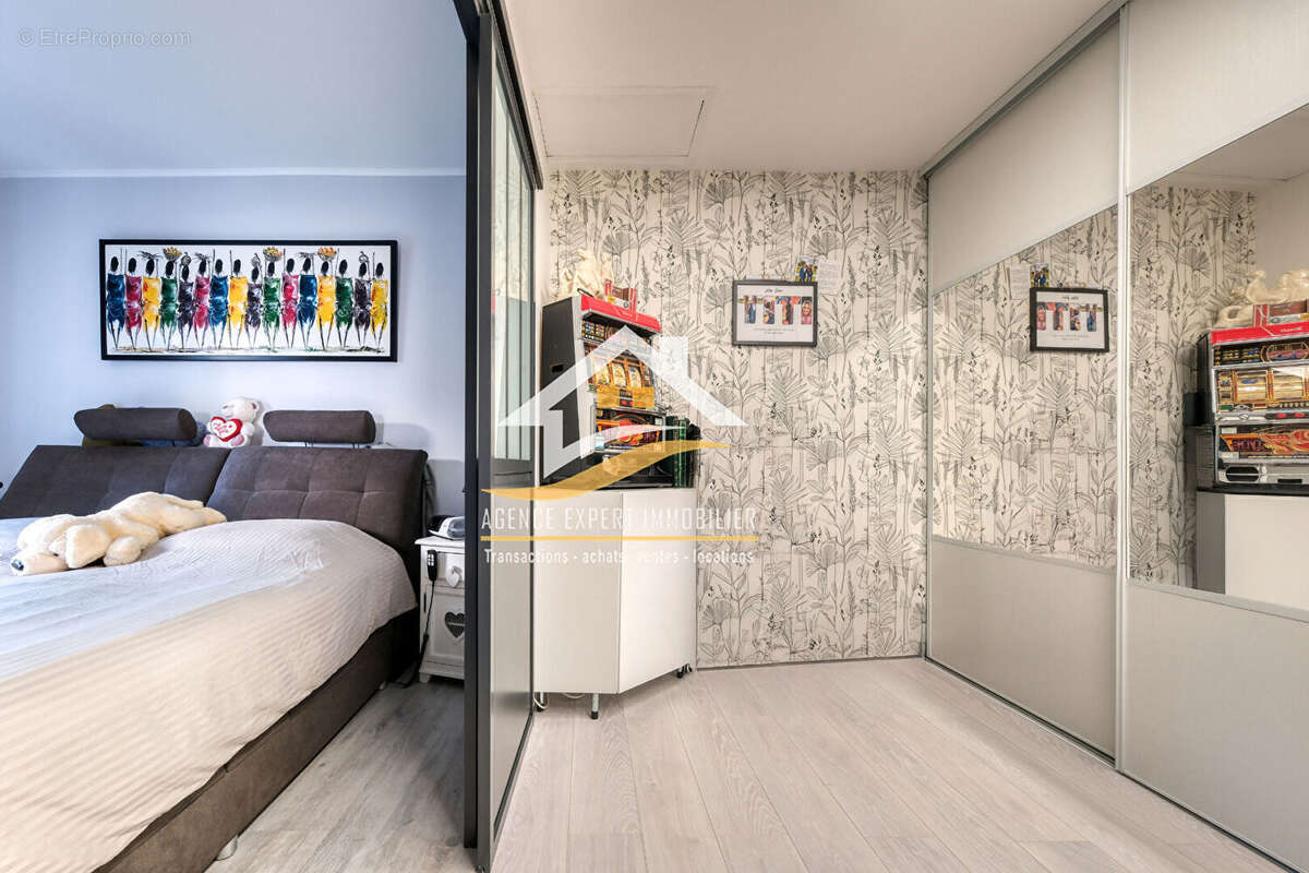 Maison à BALLAINVILLIERS