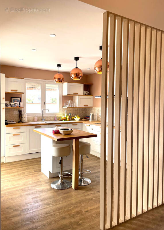 Maison à VILLENEUVE-DE-LA-RAHO