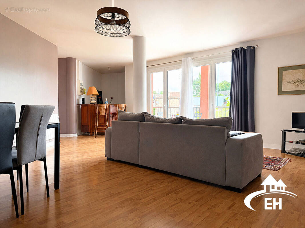 Appartement à L'AIGLE