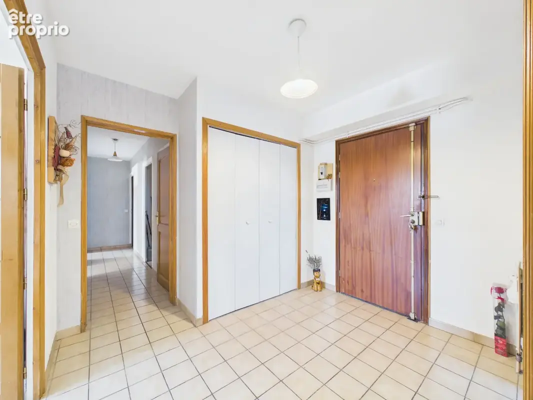 Appartement T4   Secteur calme   La Motte-Servolex   80 m2 - photo 2