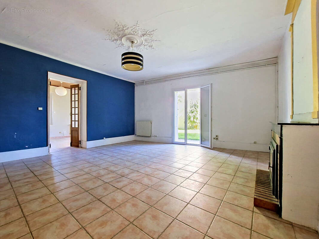 Maison à VARCES-ALLIERES-ET-RISSET