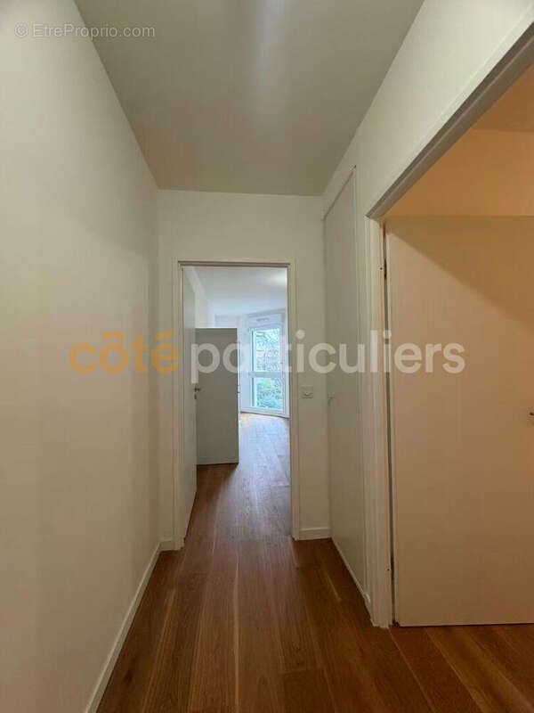 Appartement à SURESNES