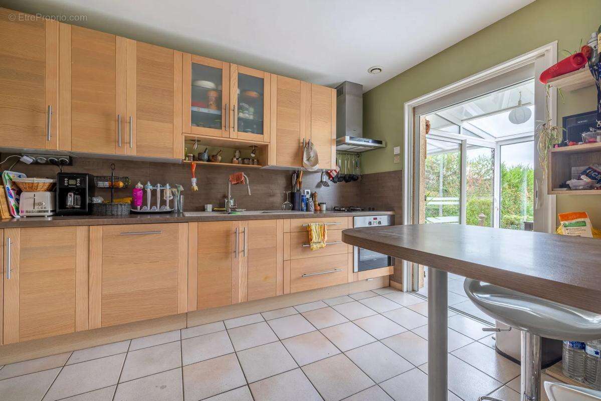 Maison à BRIIS-SOUS-FORGES