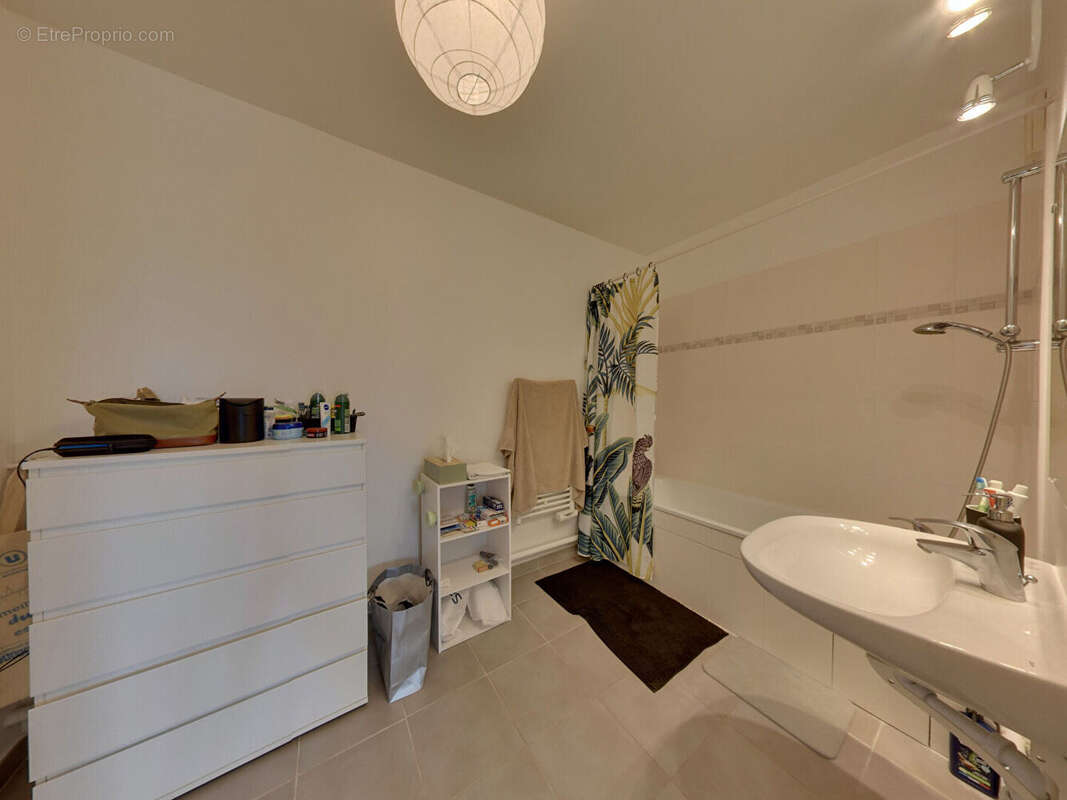 Appartement à PONTAULT-COMBAULT