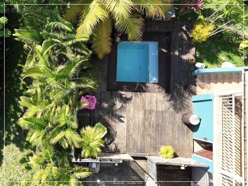 Maison à LES TROIS-ILETS