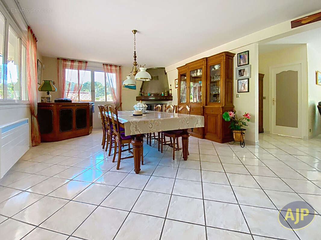 Cap-ferret-maison 4 chambres + studio - photo 3