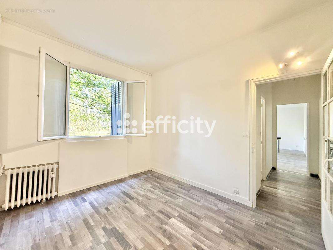 Appartement - photo 10