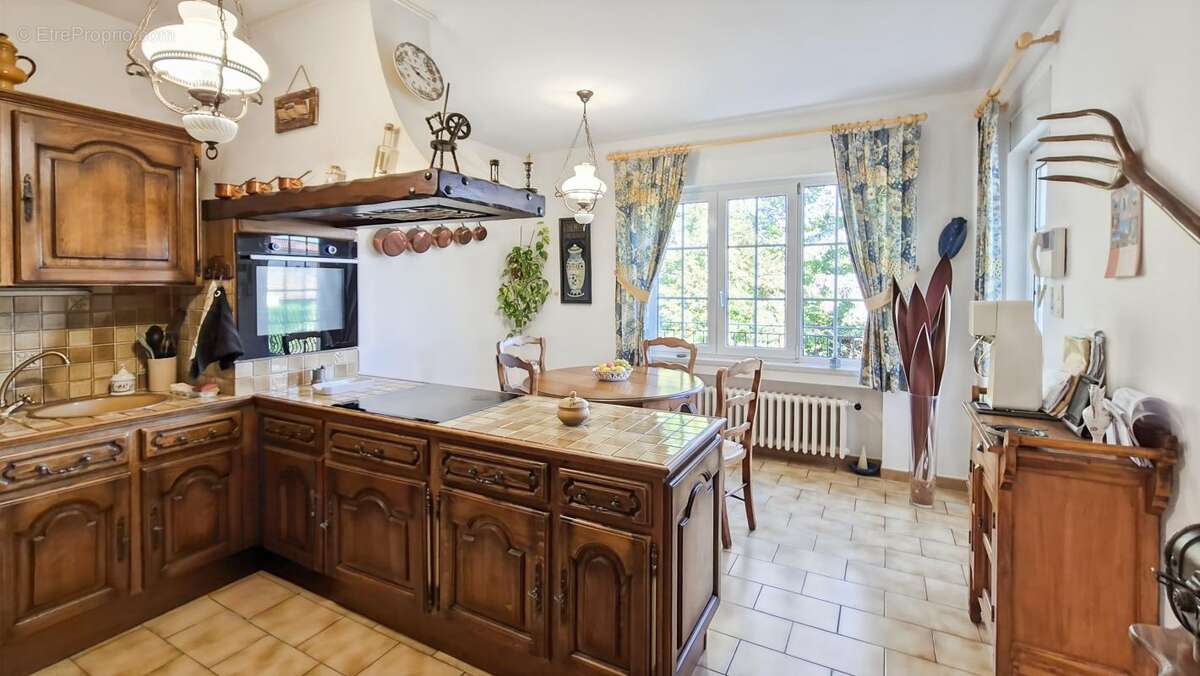 Maison à PONT-SAINT-ESPRIT