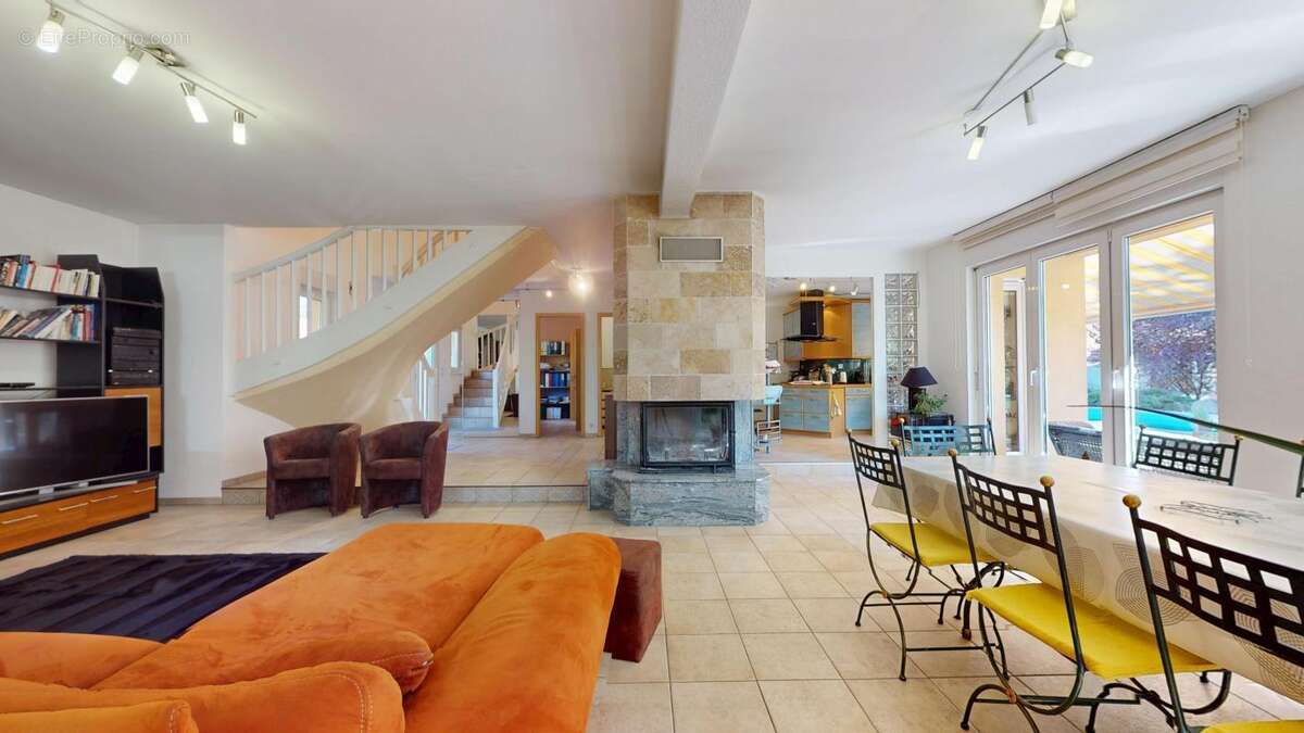 Maison à MORSCHWILLER-LE-BAS