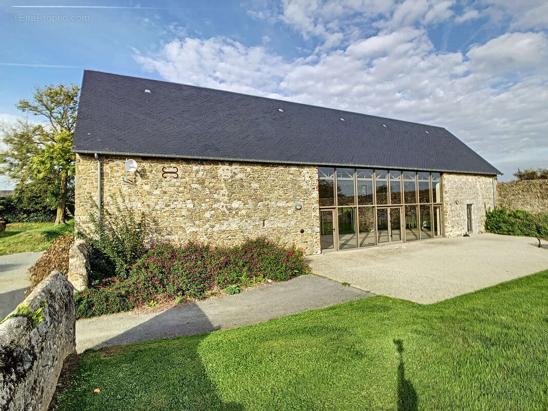 Maison à AGON-COUTAINVILLE