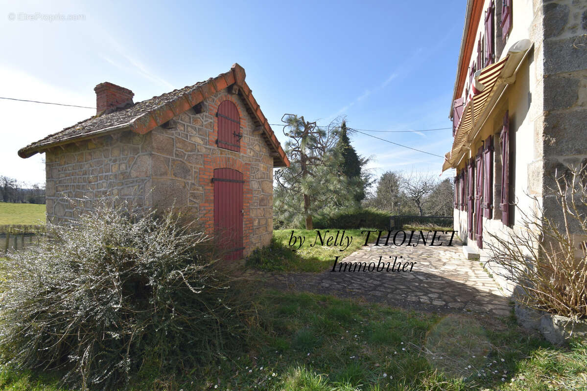 Dépt.23. DONTREIX, ANCIEN CORPS DE FERME en pierre, 7 pièces, dépendances, terrain de 8 774 m2 - photo 14