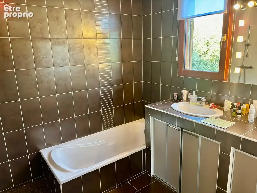 GRIGNAN - Villa contemporaine avec piscine et VUE sur 4000m2 - photo 20