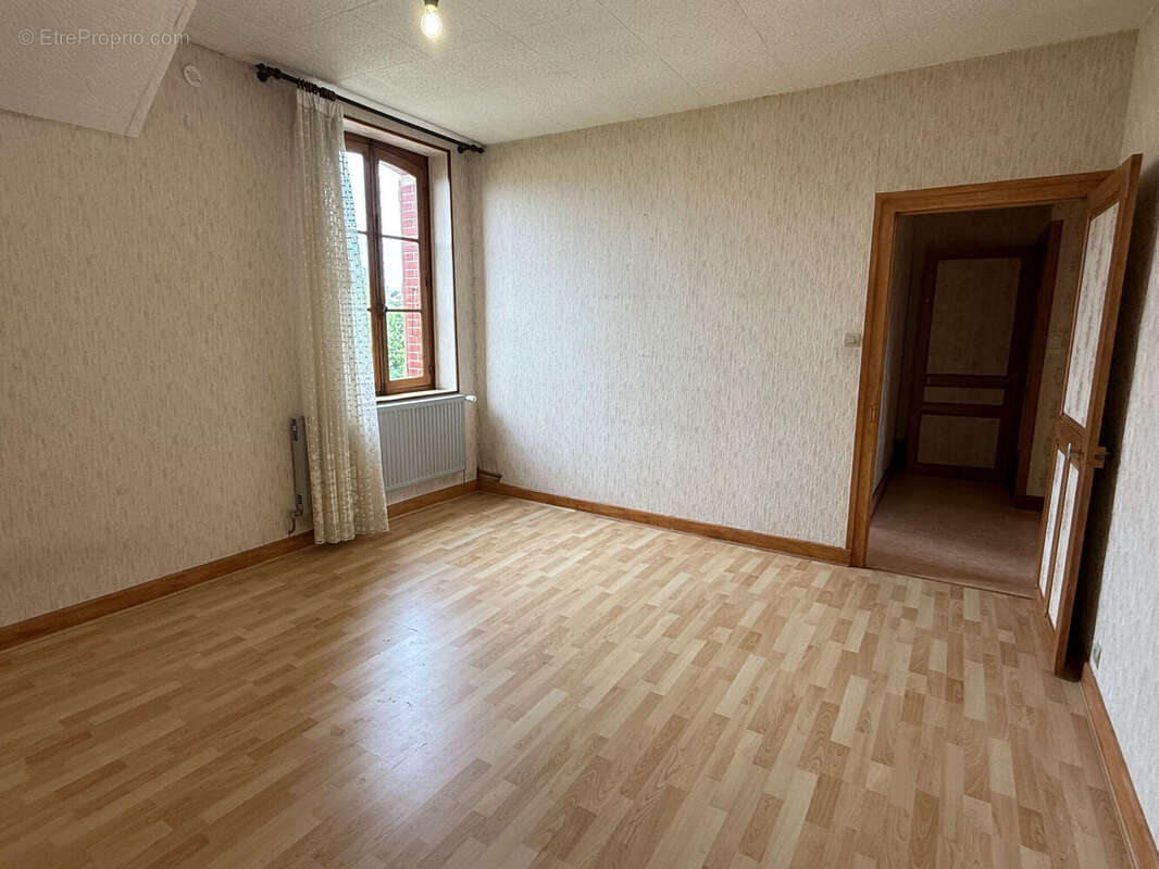 Photo 7 - Maison à GUEUGNON