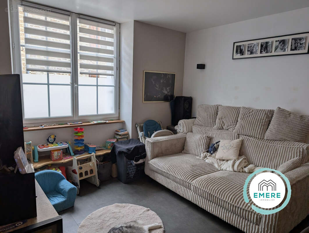Maison 80 m² à Saint-James  - photo 2