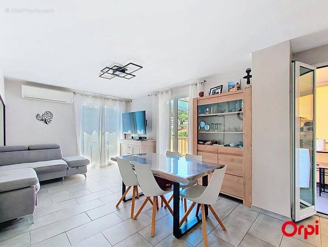 Appartement à MENTON