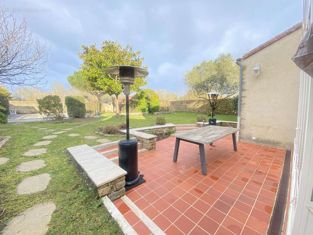 Maison à TALMONT-SAINT-HILAIRE