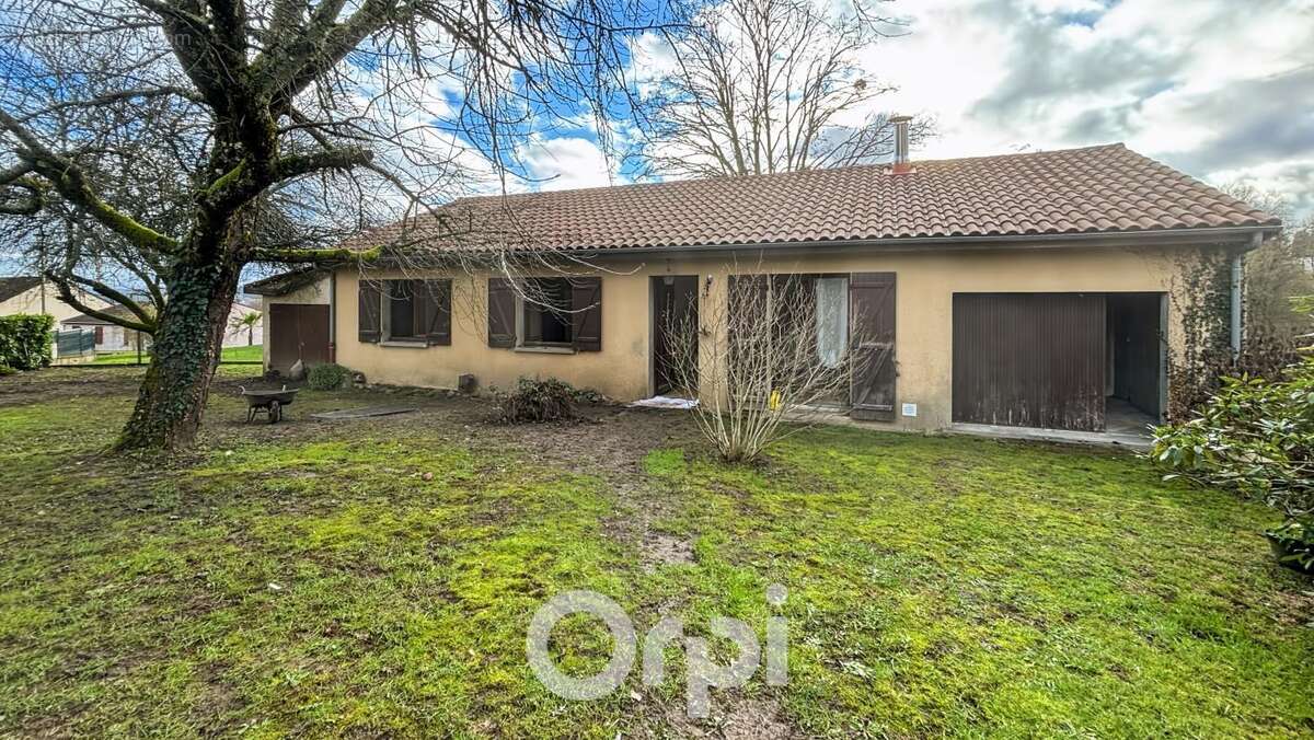 Maison à SAINT-PRIEST-TAURION