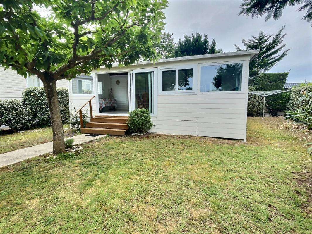 Terrain à SAINT-DENIS-D&#039;OLERON