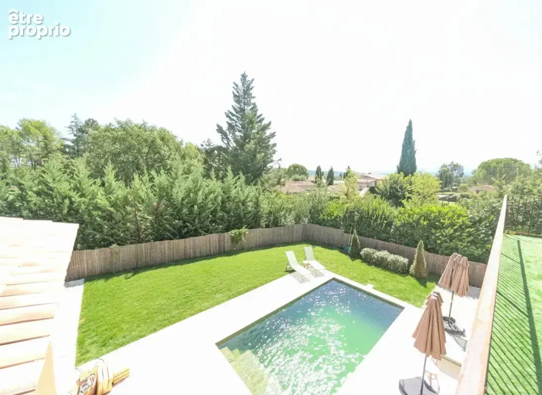 Gordes - Élégante maison contemporaine de 175 m² avec piscine - photo 14