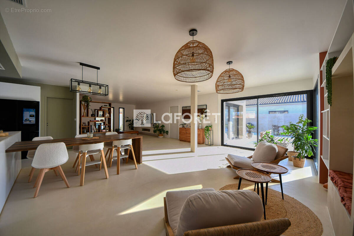 Maison à SAINT-JEAN-DE-RIVES