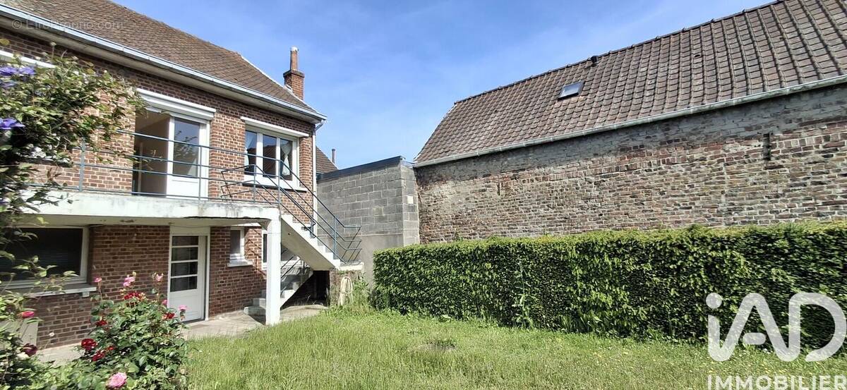 Photo 1 - Maison à SAILLY-LABOURSE
