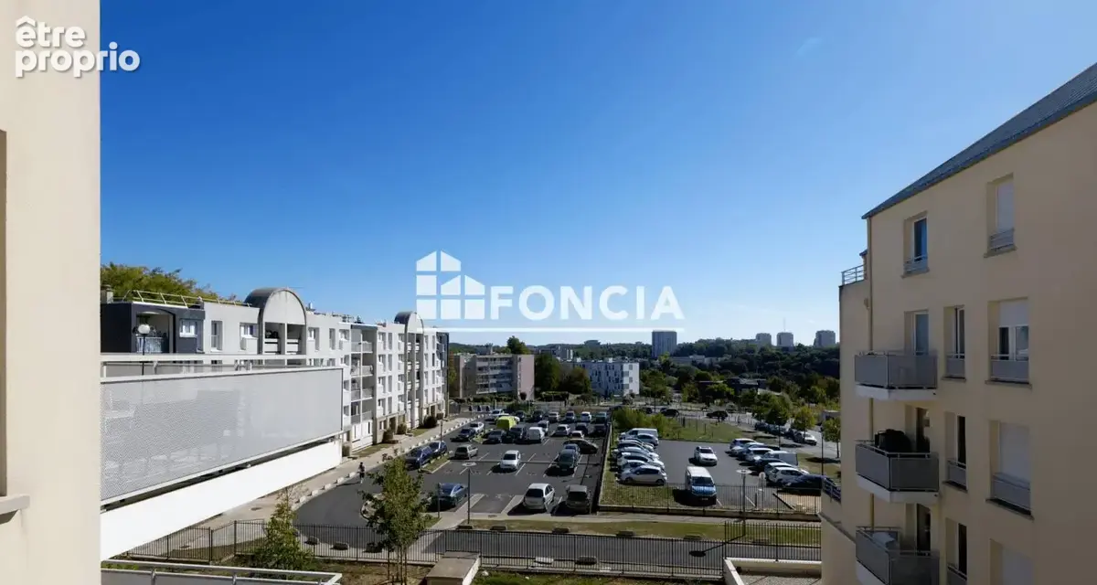 MELUN : Dans une résidence récente de 2020, découvrez ce bel appartement 3 pièces de 60 m² avec terrasse, vue dégagée et place d - photo 3