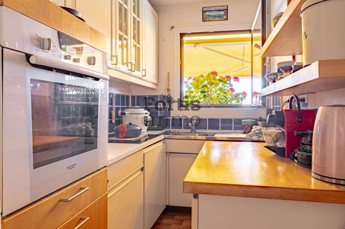 Appartement à ISSY-LES-MOULINEAUX