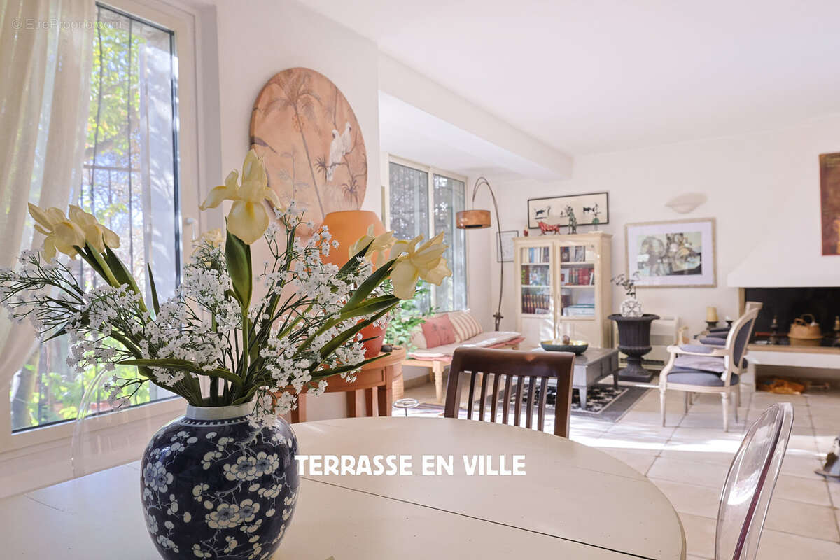 Toulon - mourillon - maison 1900 - t5 - 140m2  - double garage - piscine - 1 200 000€ - photo 6