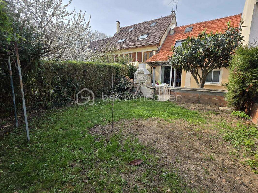 Maison à NOISY-LE-GRAND